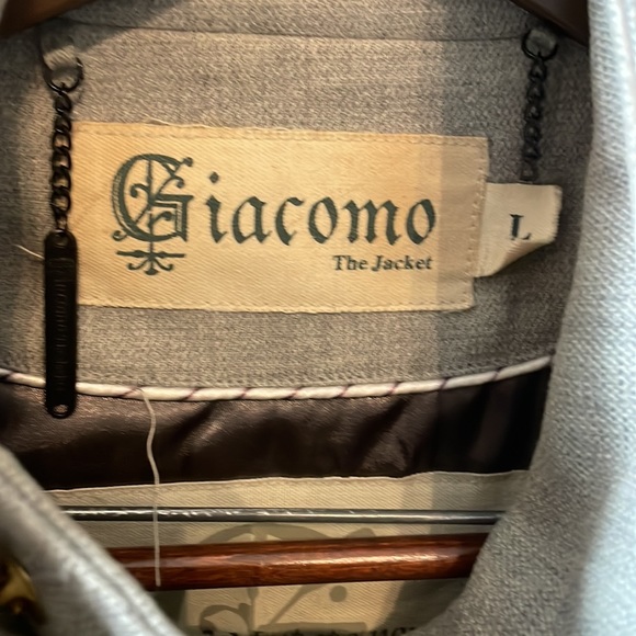 Grey trench military style Fall/Early Winter jacket. - Picture 4 of 5